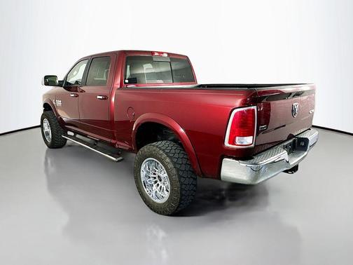 Delmonico Red Pearlcoat 2018 RAM 2500 Laramie Crew Cab 4x4 6'4' Box