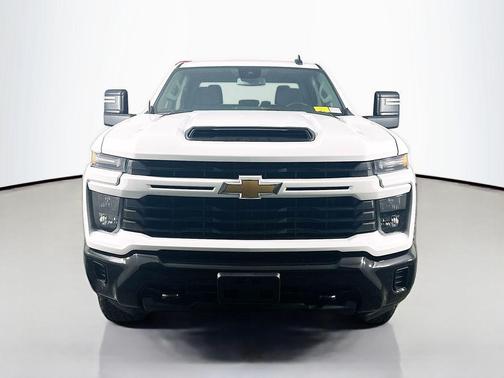 2024 Chevrolet Silverado 2500 Custom