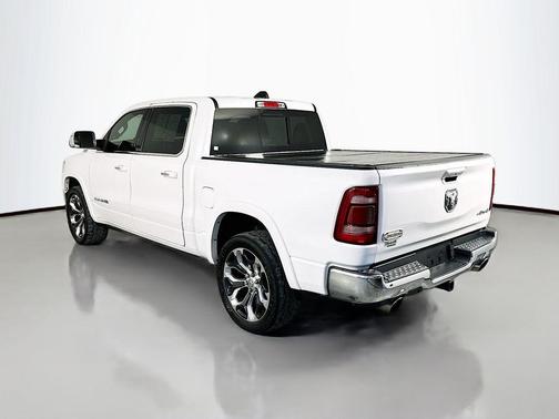 Ivory White Tri-Coat Pearlcoat 2019 RAM 1500 Longhorn