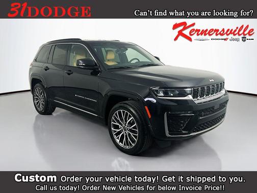 diamond black crystal pearlcoat 2026 Jeep Grand Cherokee Summit