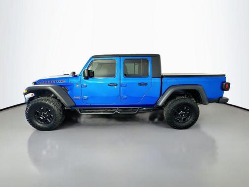 Hydro Blue Pearlcoat 2023 Jeep Gladiator Mojave 4x4