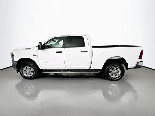 Bright White Clearcoat 2025 RAM 2500 Big Horn Crew Cab 4x4 6'4' Box