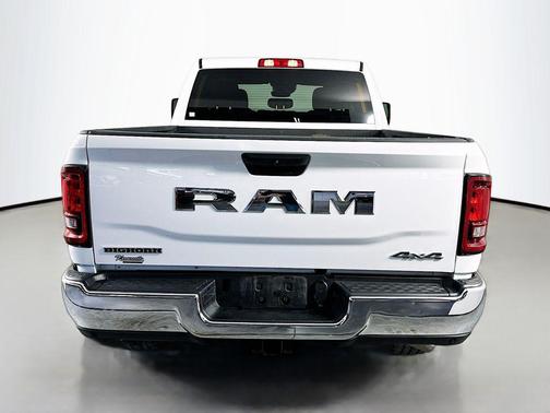 Bright White Clearcoat 2025 RAM 2500 Big Horn Crew Cab 4x4 6'4' Box