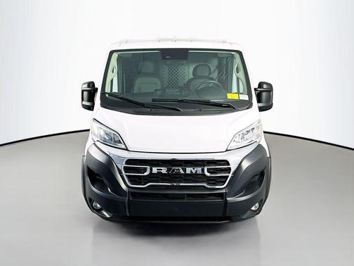 Bright White Clearcoat 2025 RAM ProMaster 2500 Tradesman
