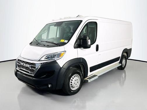 Bright White Clearcoat 2025 RAM ProMaster 2500 Tradesman