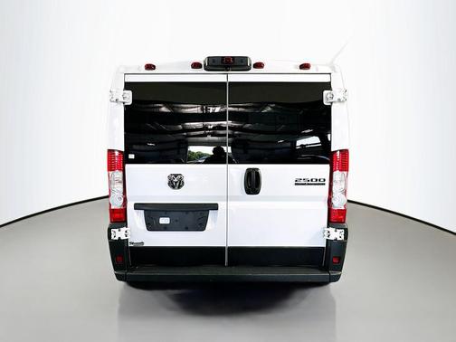 Bright White Clearcoat 2025 RAM ProMaster 2500 Tradesman
