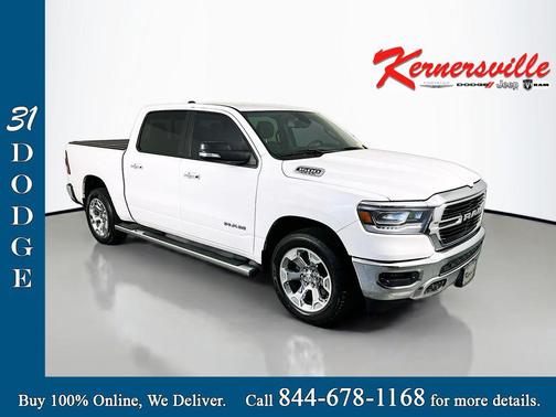 Bright White Clearcoat 2019 RAM 1500 Big Horn
