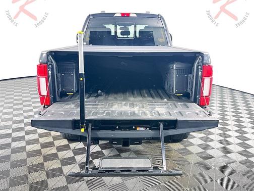 2022 Ford F-250 Platinum