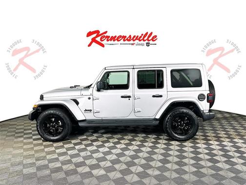 2023 Jeep Wrangler 4-Door Sahara Altitude 4x4