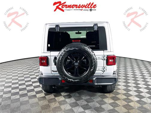 2023 Jeep Wrangler 4-Door Sahara Altitude 4x4