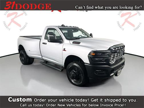 2026 RAM 3500 Tradesman Regular Cab 4x4 8' Box