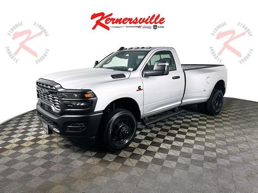 2026 RAM 3500 Tradesman Regular Cab 4x4 8' Box