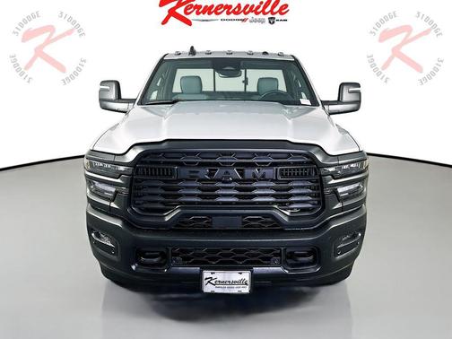 2026 RAM 3500 Tradesman Regular Cab 4x4 8' Box