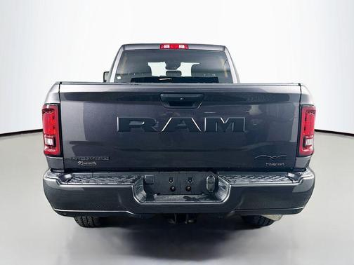 2026 RAM 2500 Big Horn Crew Cab 4x4 6'4' Box