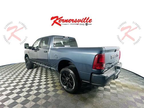 2025 RAM 3500 Big Horn Crew Cab 4x4 6'4' Box