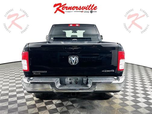 2021 RAM 2500 Big Horn Crew Cab 4x4 6'4' Box