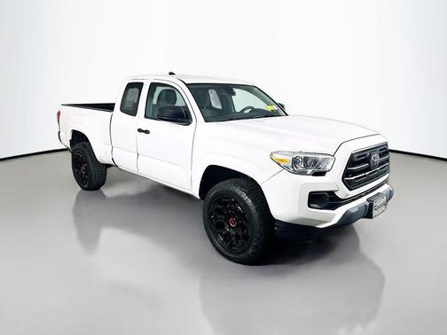 2019 Toyota Tacoma SR