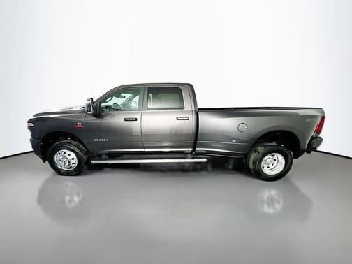 Granite Crystal Metallic Clearcoat 2026 RAM 3500 Laramie Crew Cab 4x4 8' Box
