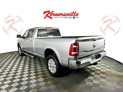 2022 RAM 3500 Laramie Crew Cab 4x4 8' Box
