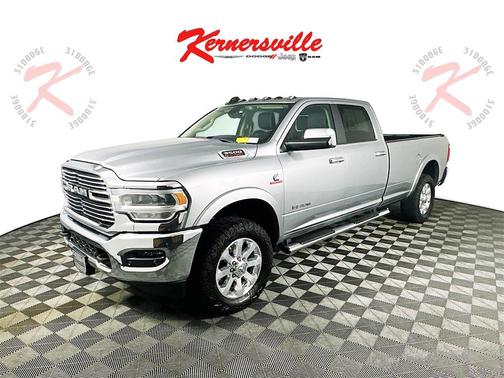 2022 RAM 3500 Laramie Crew Cab 4x4 8' Box