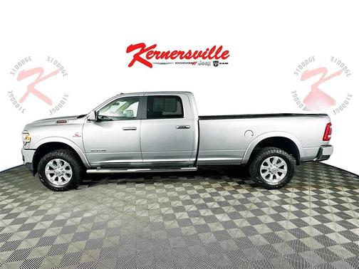 2022 RAM 3500 Laramie Crew Cab 4x4 8' Box