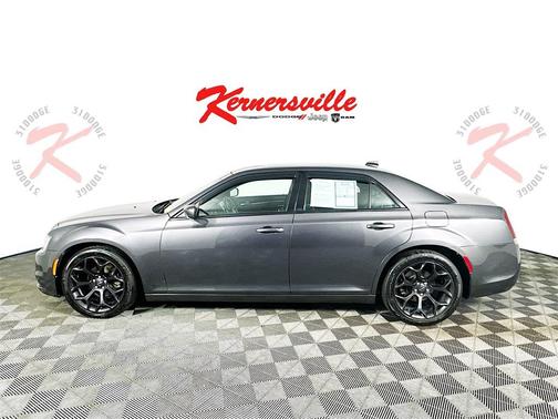 2019 Chrysler 300 S