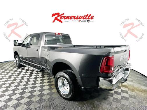 2025 RAM 3500 Laramie Crew Cab 4x4 8' Box