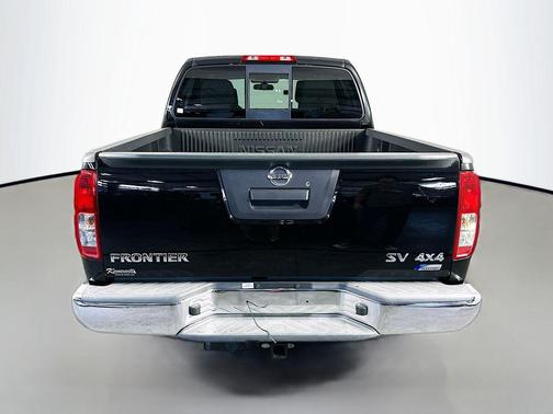 Magnetic Black 2017 Nissan Frontier SV