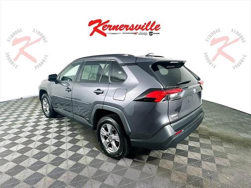 2022 Toyota RAV4 Hybrid LE