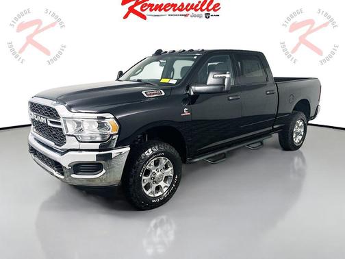 2024 RAM 3500 Tradesman Crew Cab 4x4 6'4' Box