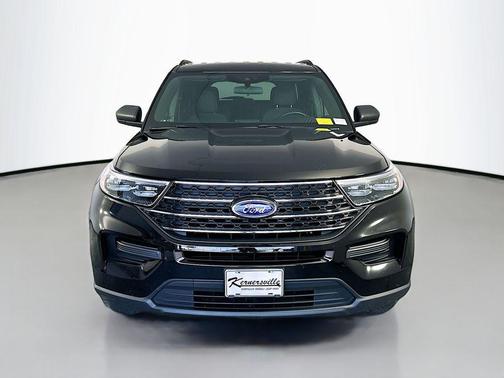 AGATE BLACK METALLIC 2020 Ford Explorer XLT