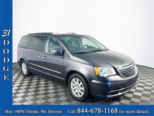 2016 Chrysler Town & Country Touring