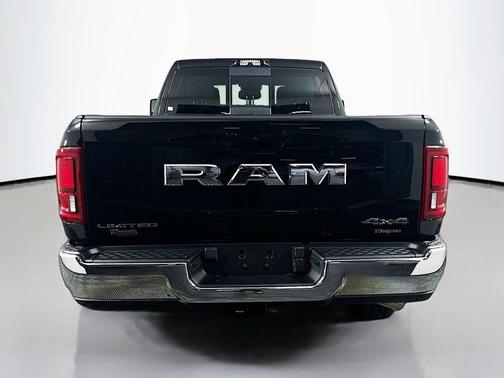 2026 RAM 2500 Limited Crew Cab 4x4 6'4' Box