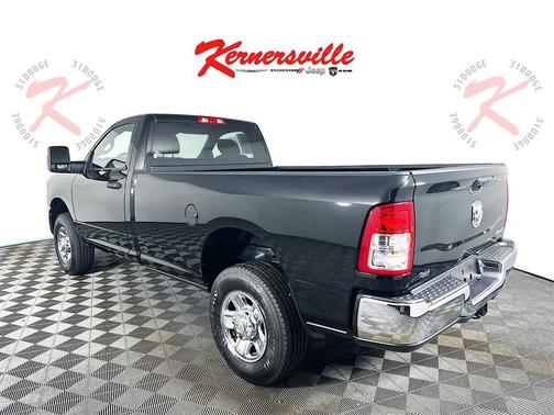 2024 RAM 2500 Tradesman Regular Cab 4x4 8' Box