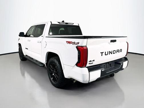Ice Cap 2023 Toyota Tundra SR5