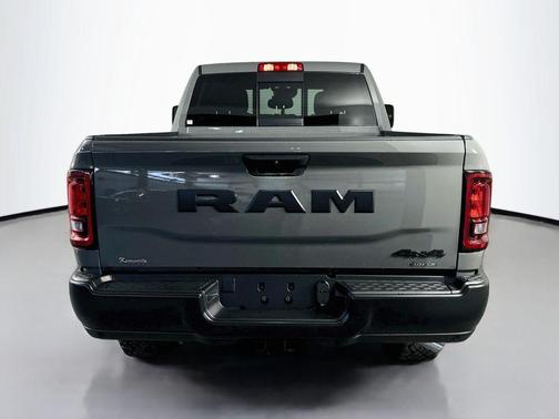 Ceramic Gray Clearcoat 2026 RAM 2500 Warlock Crew Cab 4x4 6'4' Box