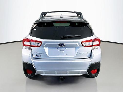 Ice Silver Metallic 2018 Subaru Crosstrek 2.0i Premium