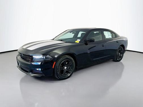 Pitch Black Clearcoat 2020 Dodge Charger SXT
