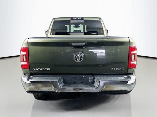 Olive Green Pearlcoat 2020 RAM 2500 Laramie Crew Cab 4x4 6'4' Box