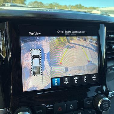 2020 RAM 2500 Laramie Crew Cab 4x4 6'4' Box