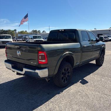 2020 RAM 2500 Laramie Crew Cab 4x4 6'4' Box