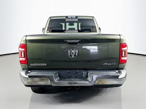 Olive Green Pearlcoat 2020 RAM 2500 Laramie Crew Cab 4x4 6'4' Box