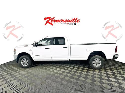 2025 RAM 3500 Big Horn Crew Cab 4x4 8' Box