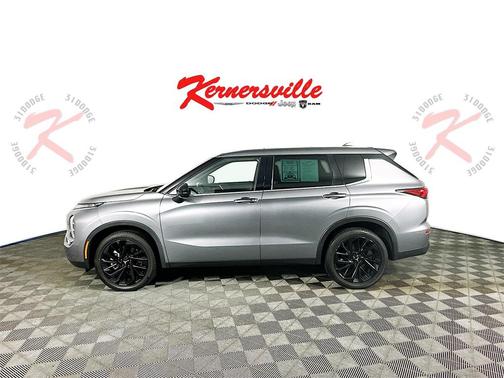 2022 Mitsubishi Outlander Black Edition S-AWC