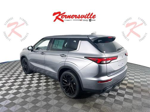2022 Mitsubishi Outlander Black Edition S-AWC
