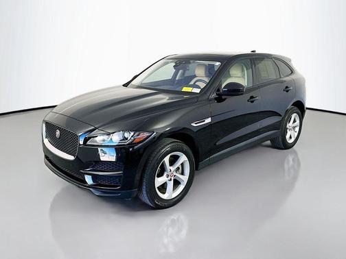 Ebony 2017 Jaguar F-PACE 35t Premium
