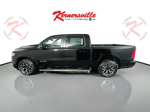 Diamond Black Crystal Pearlcoat 2026 RAM 1500 Laramie