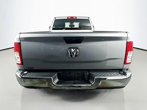 2024 RAM 3500 Tradesman Crew Cab 4x2 8' Box