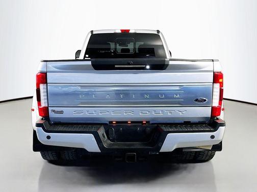 INGOT SILVER METALLIC 2018 Ford F-450 Platinum