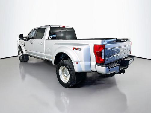 INGOT SILVER METALLIC 2018 Ford F-450 Platinum